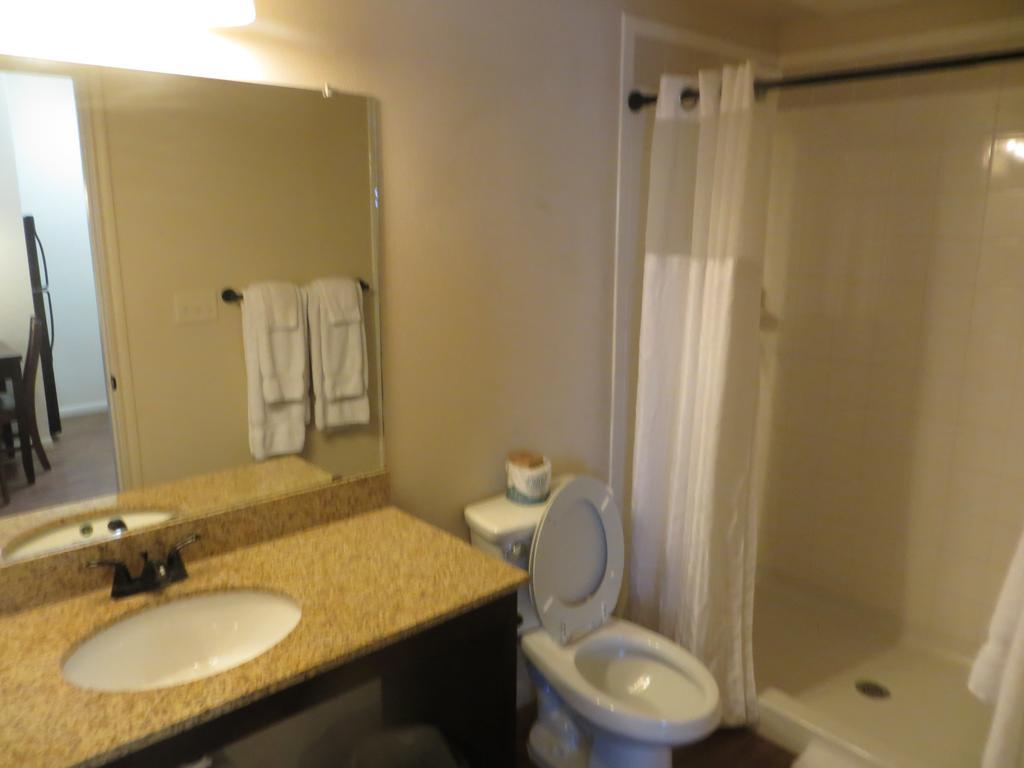 Hotel The At Kenedy
